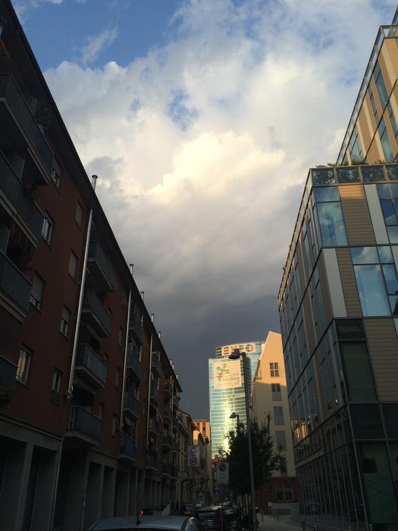 Kibilu - Via Confalonieri - Stazione Garibaldi - Zona Isola Milan Ruang foto